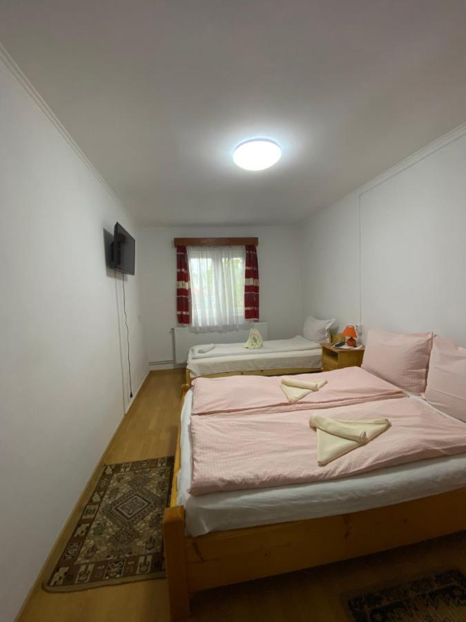 Hotel Dobra Haz Covasna Esterno foto